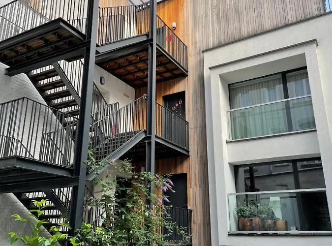 Une Chambre Chez L\'Habitant Au Coeur De Bruxelles-Centre
