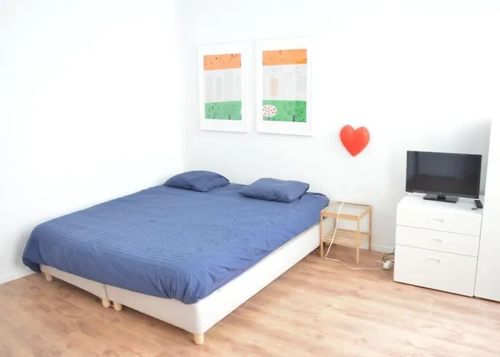 Awesome Studio In Marolles