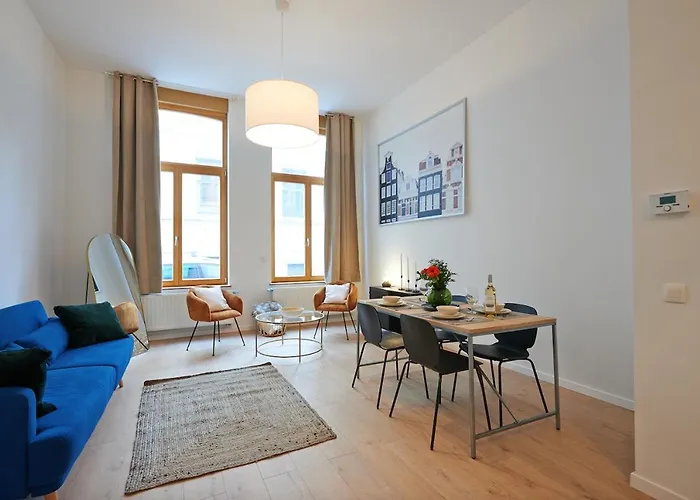 South Cosy Residence