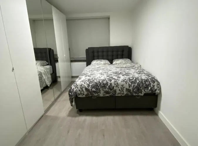 Appartement Deux Chambres Pres De Atomium