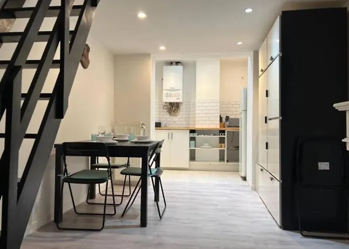 Flat Chatelain