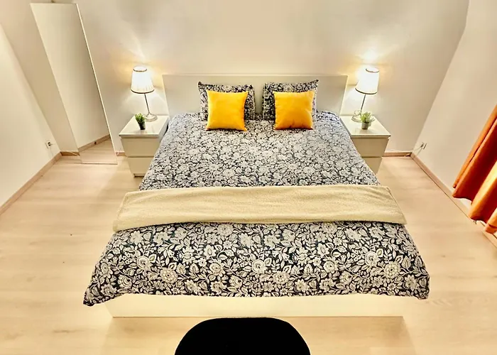 One Bedroom Appartment