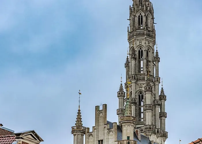 Modern Flat Near Grand Place