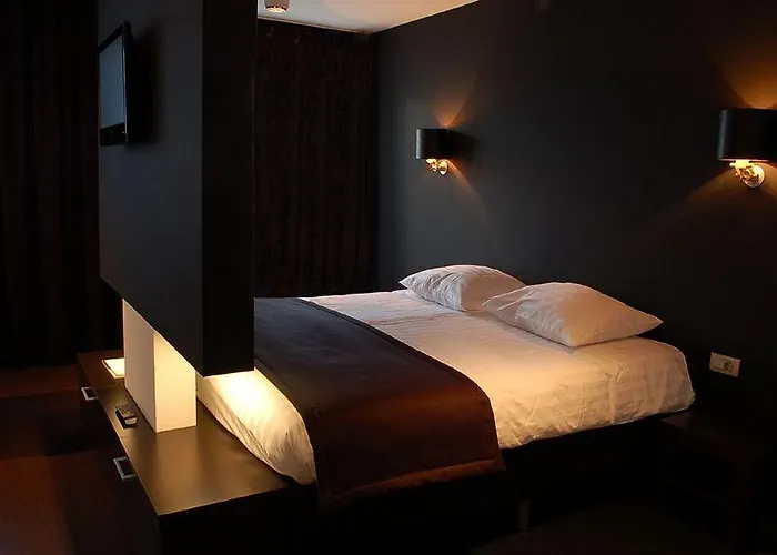 Hotel Victory