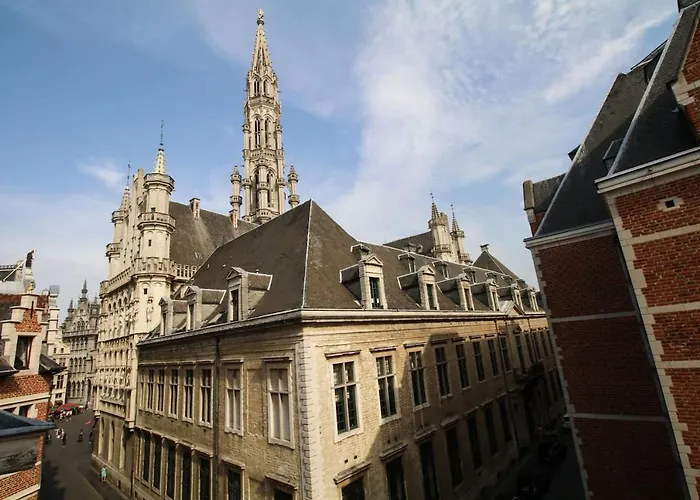 Grand Place Apartments 5