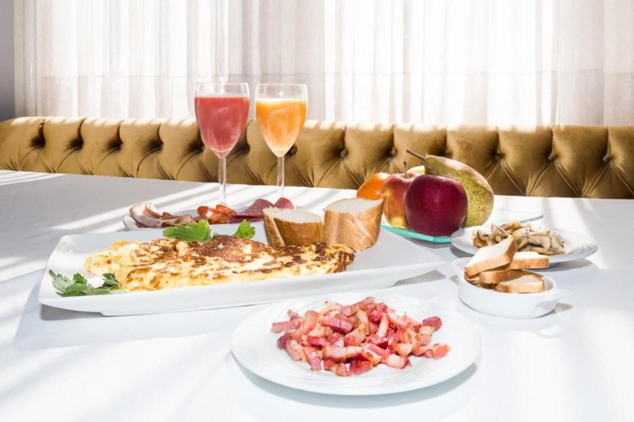 Le Manoir Du Prince De Liege 3* Brussels