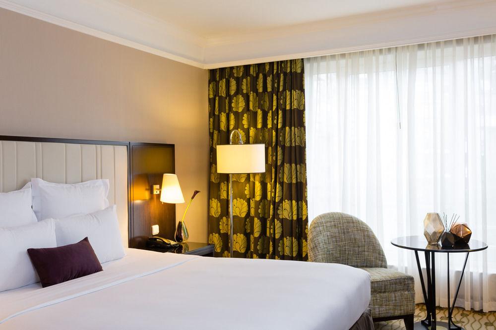 Renaissance Hotel