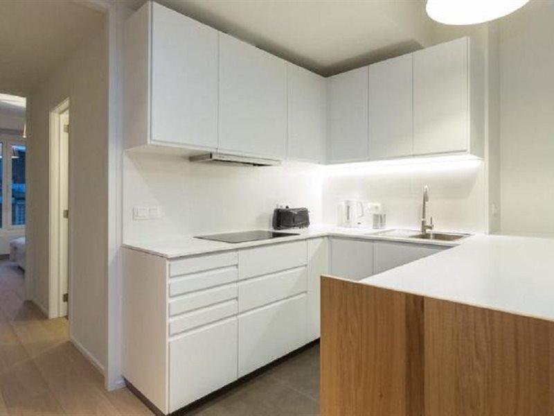 B-aparthotels Louise Aparthotel 3*