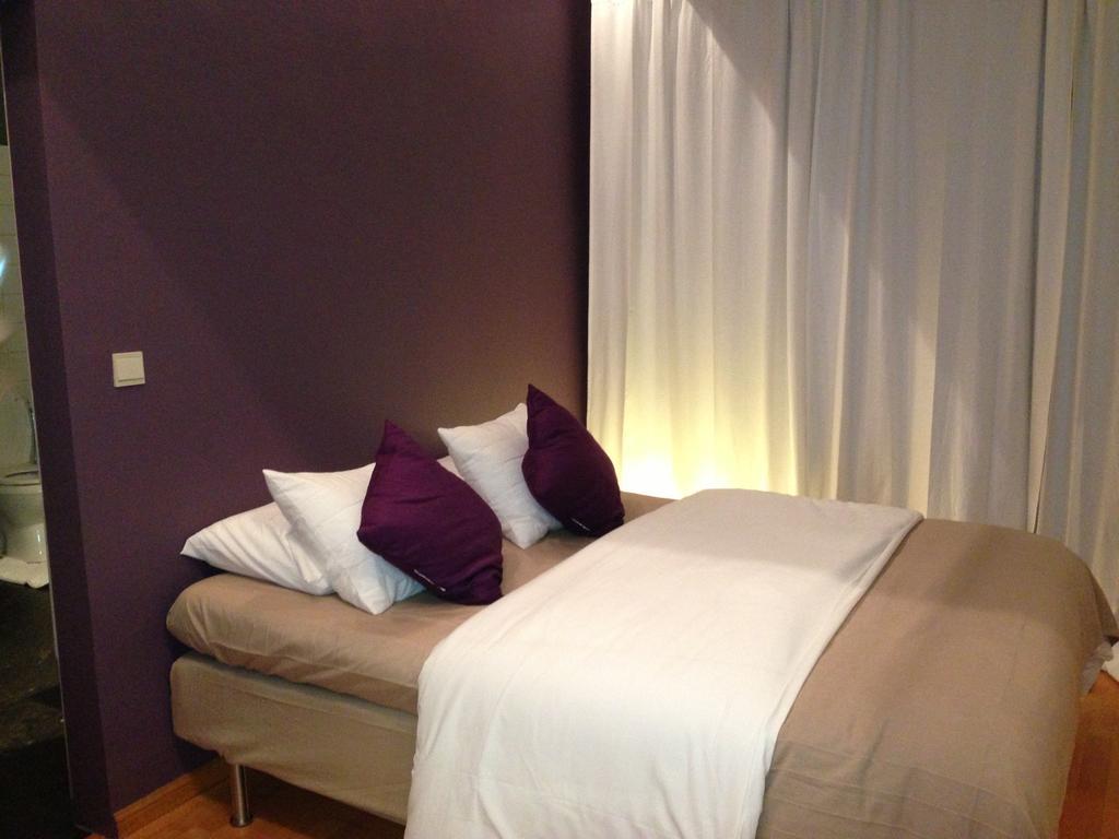 Easyway To Sleep * Bruxelles