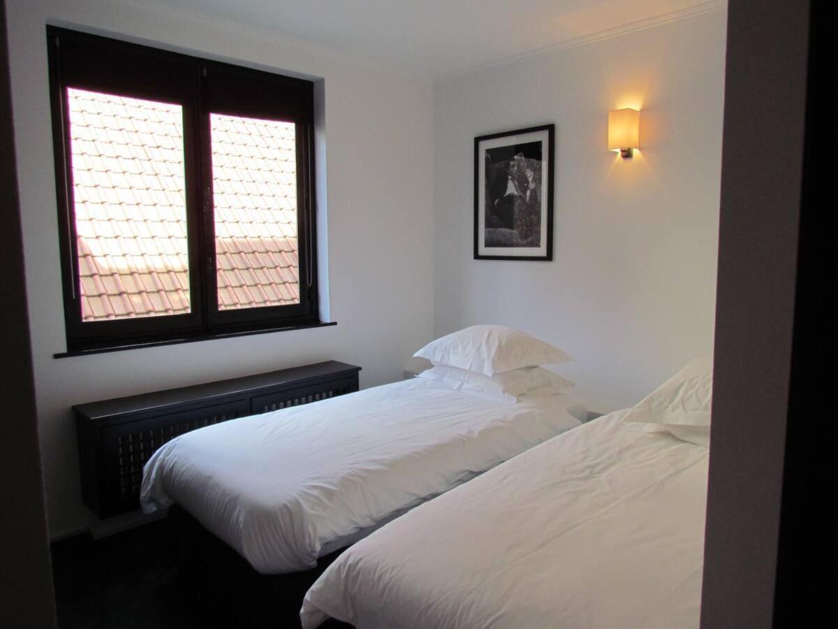 Grand Place 6 *