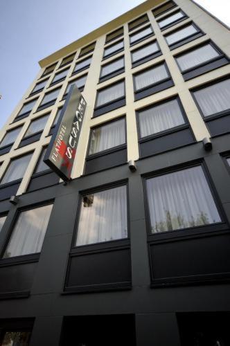 Pegasus Studioflats City Aparthotel 3*