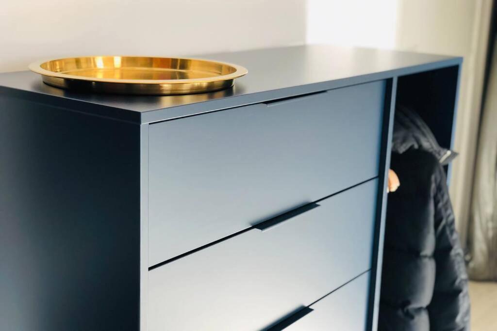 Apartment By Foot! Authenticity & Luxury Nearby Brüssel