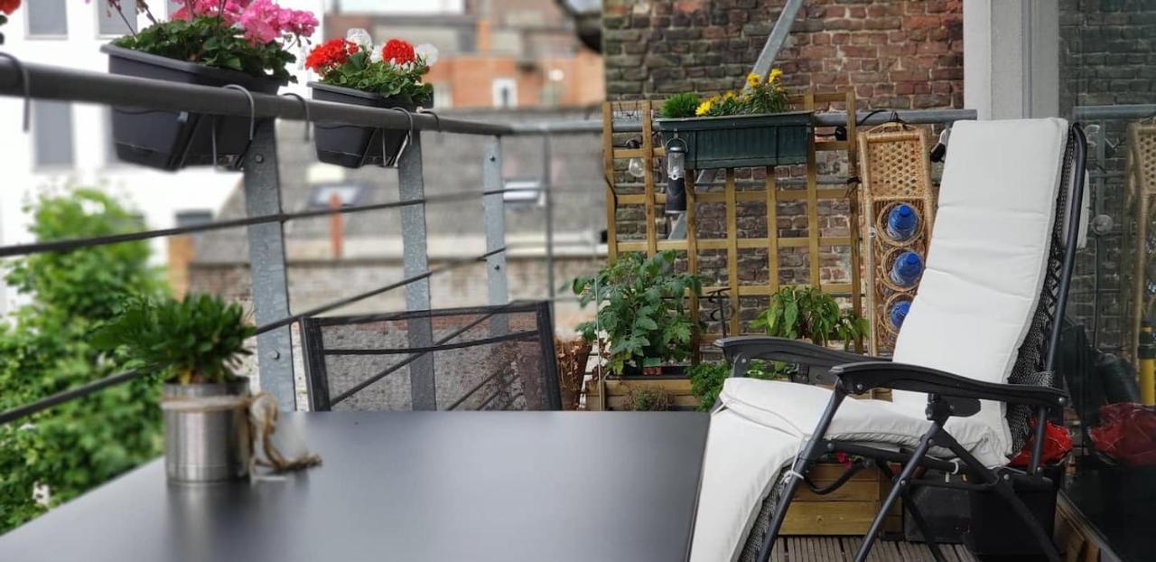 Privatunterkunft Chic With Bathroom - Terrace & Free Parking