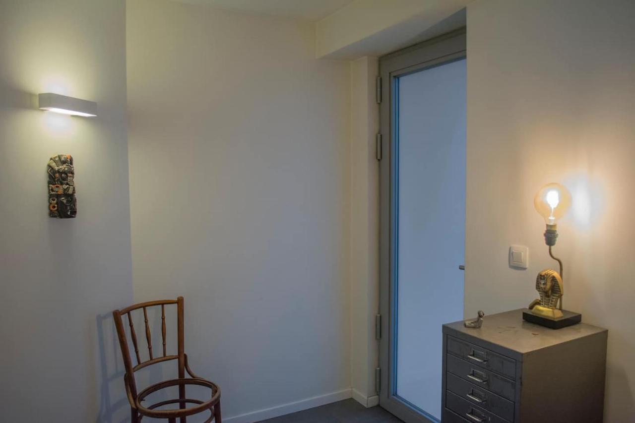 Chic With Bathroom - Terrace & Free Parking *