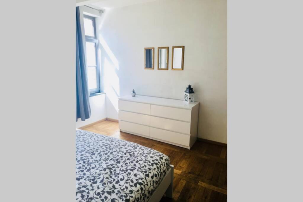 En Plein Coeur De Bruxelles. Superbe Duplex.a Voir!