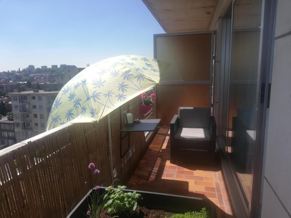 Studio Equipe, Salle De Bain Privee, Proche Centre Ville * Brussel
