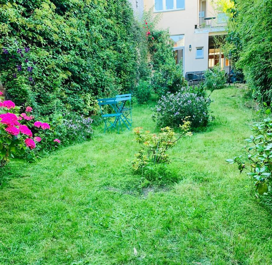 Appartement Bijou > Parvis St Pierre *