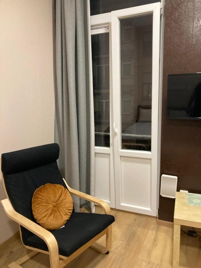 Superbe Au 1er Etage, Proche De La Gare Du Midi