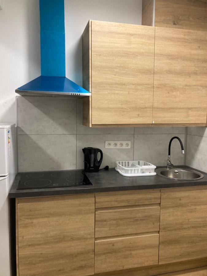 Superbe Au 1er Etage, Proche De La Gare Du Midi Appartement