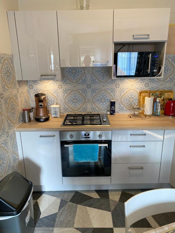 One-bedroom Near Atomium Appartamento *