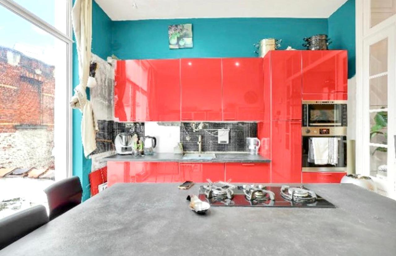 One Bedroom Appartement With City View Furnished Balcony And Wifi At Saint Gilles