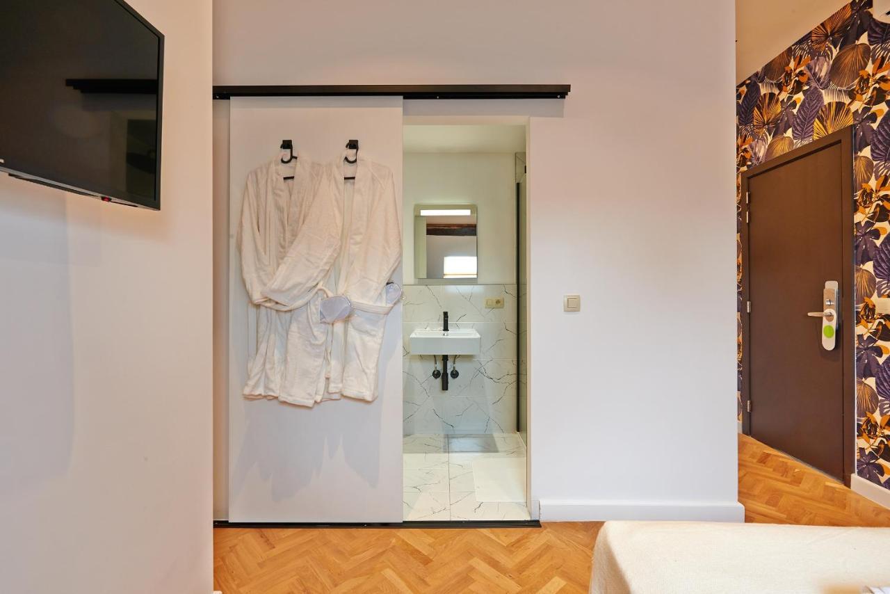 Hotel Les Ecrins 3*