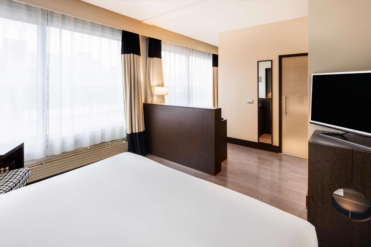 Nh Stephanie Hotel 4*