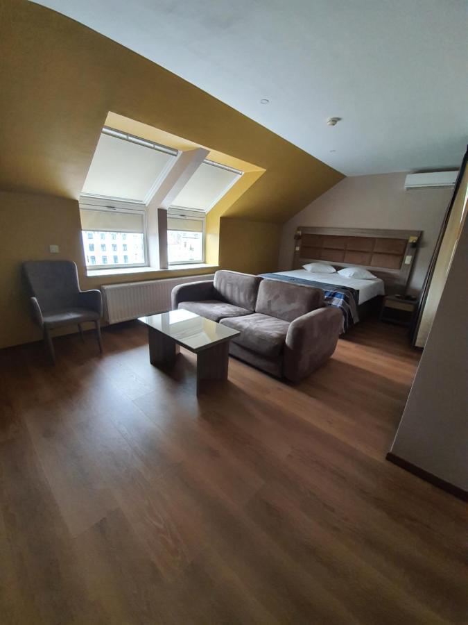 Midi-zuid Hotel 3*