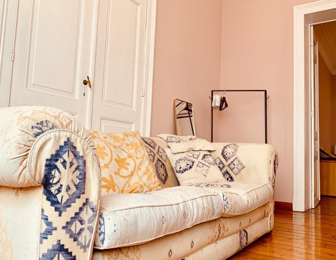 Appartement Bijou > Parvis St Pierre *