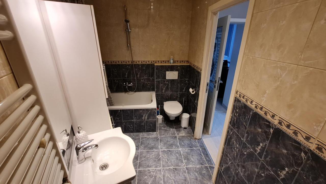 Appartement Classy At European Quarter