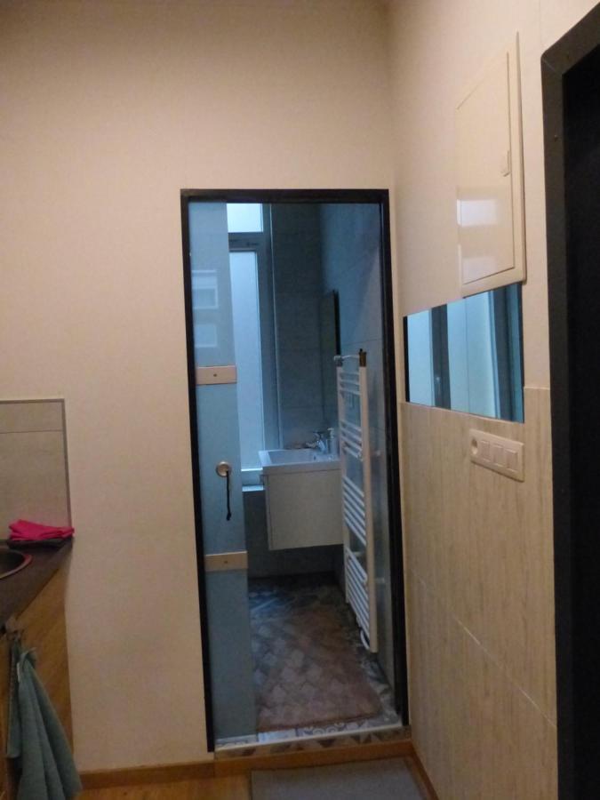 Superbe Au 1er Etage, Proche De La Gare Du Midi * Brussel