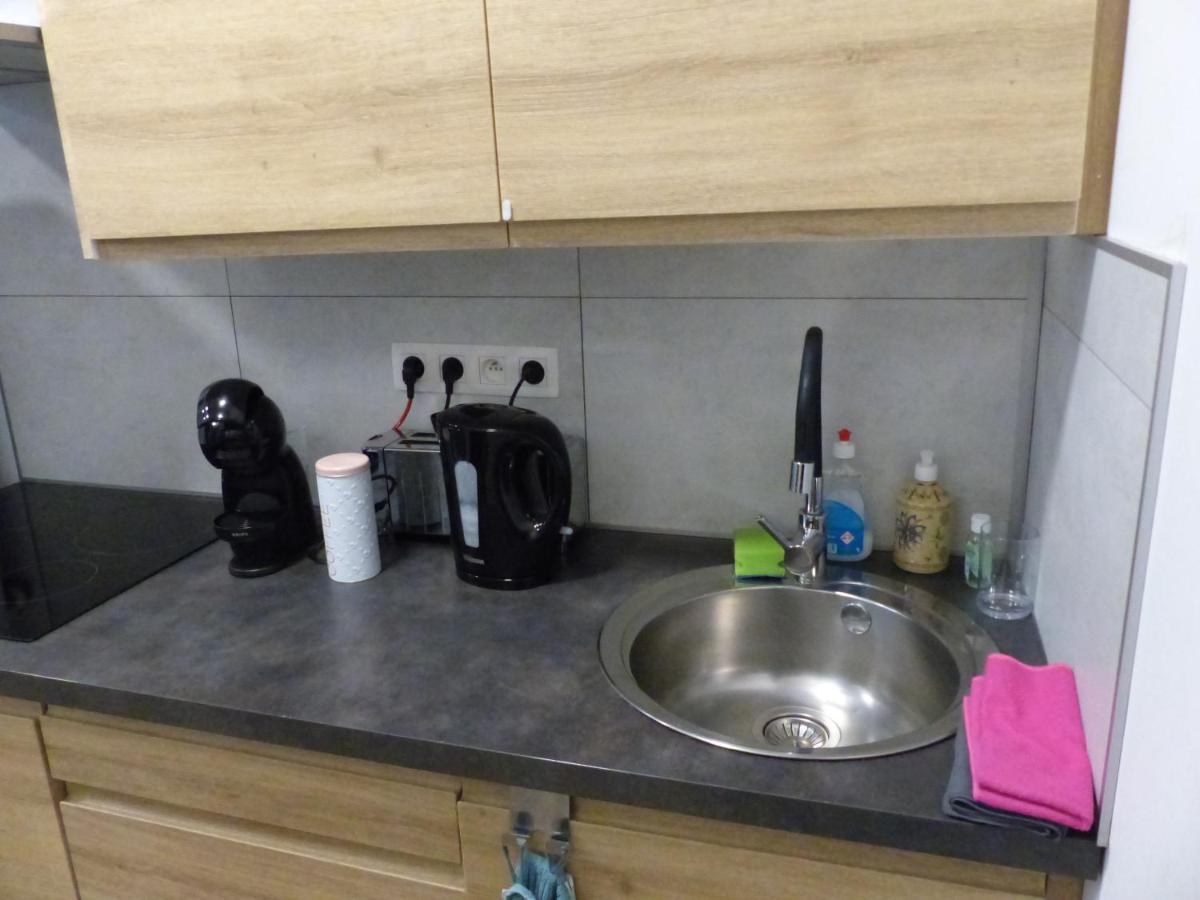 Superbe Au 1er étage, Proche De La Gare Du Midi Appartement Bruxelles