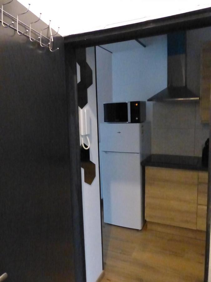 Superbe Au 1er Etage, Proche De La Gare Du Midi Brussel