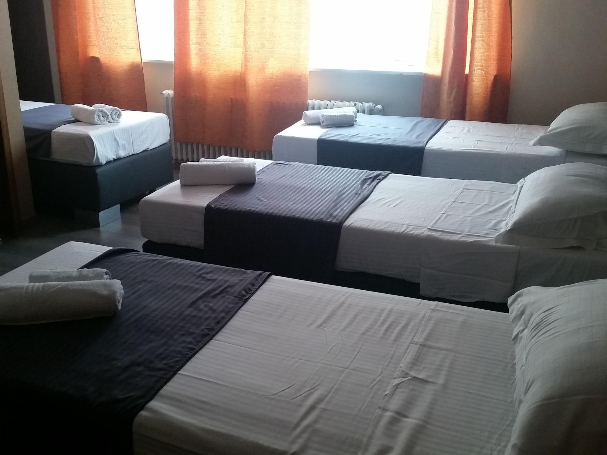 Hotel De Liege 3*