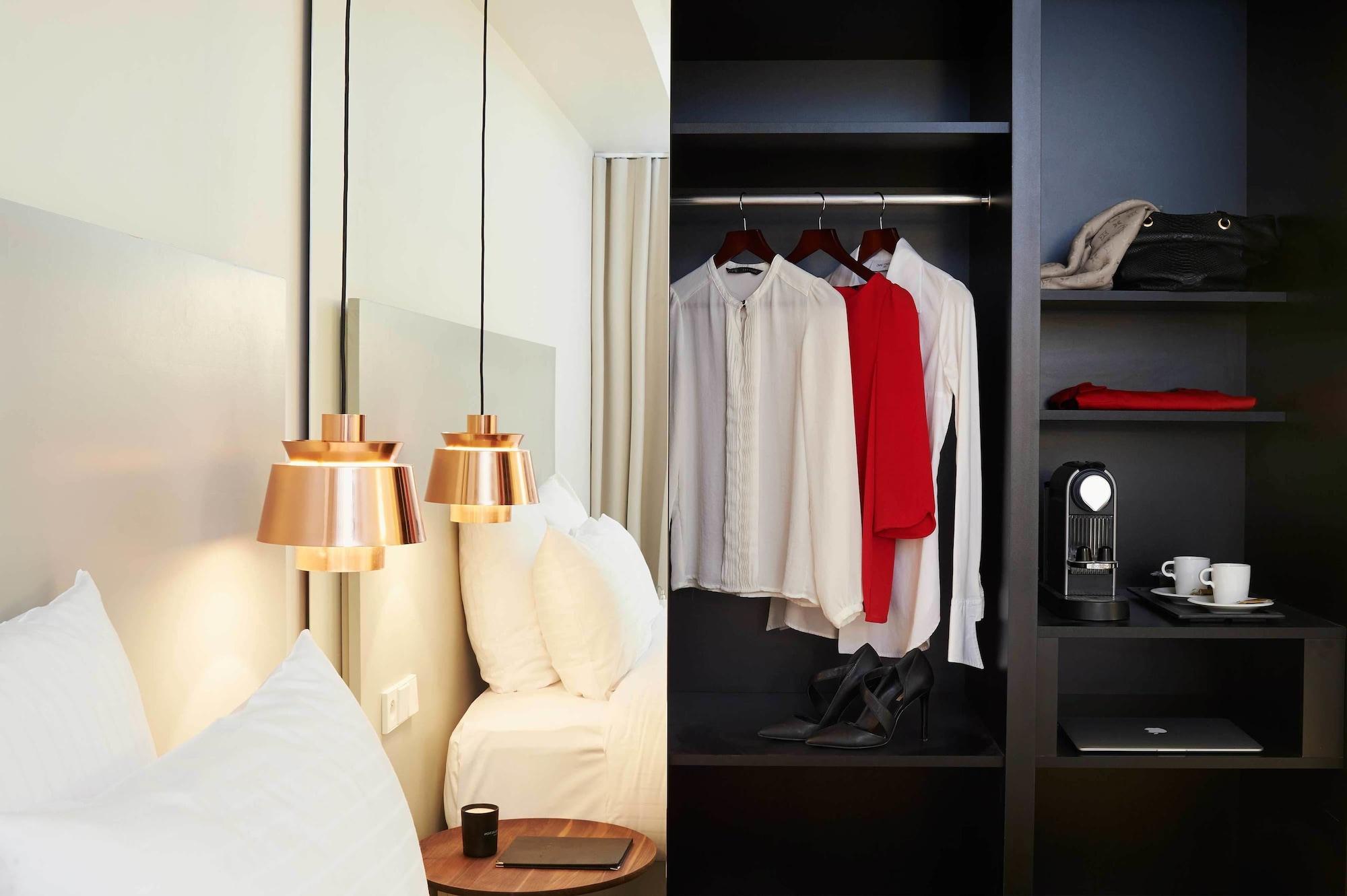 9hotel Sablon Hotel 4*