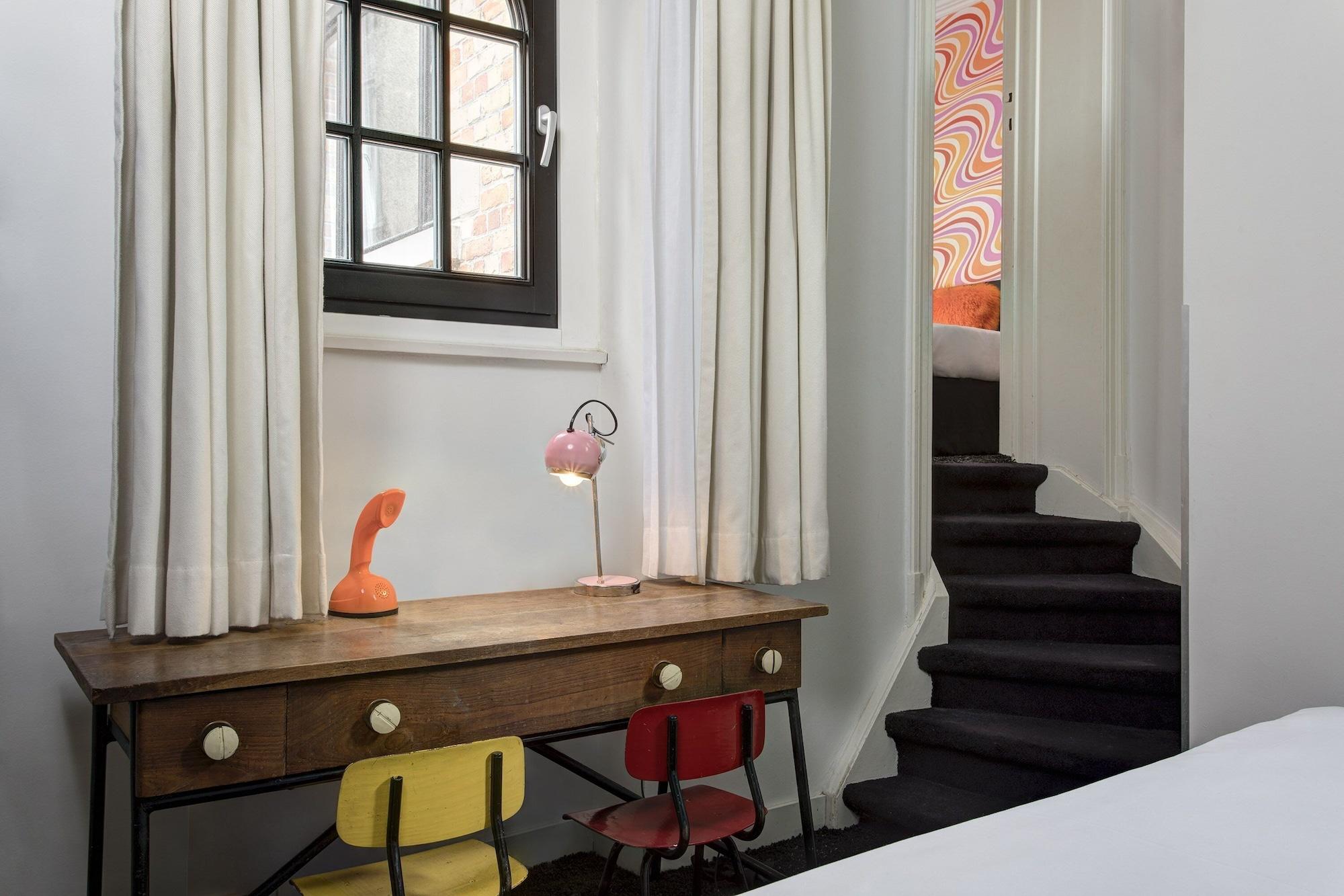 Vintage Hotel