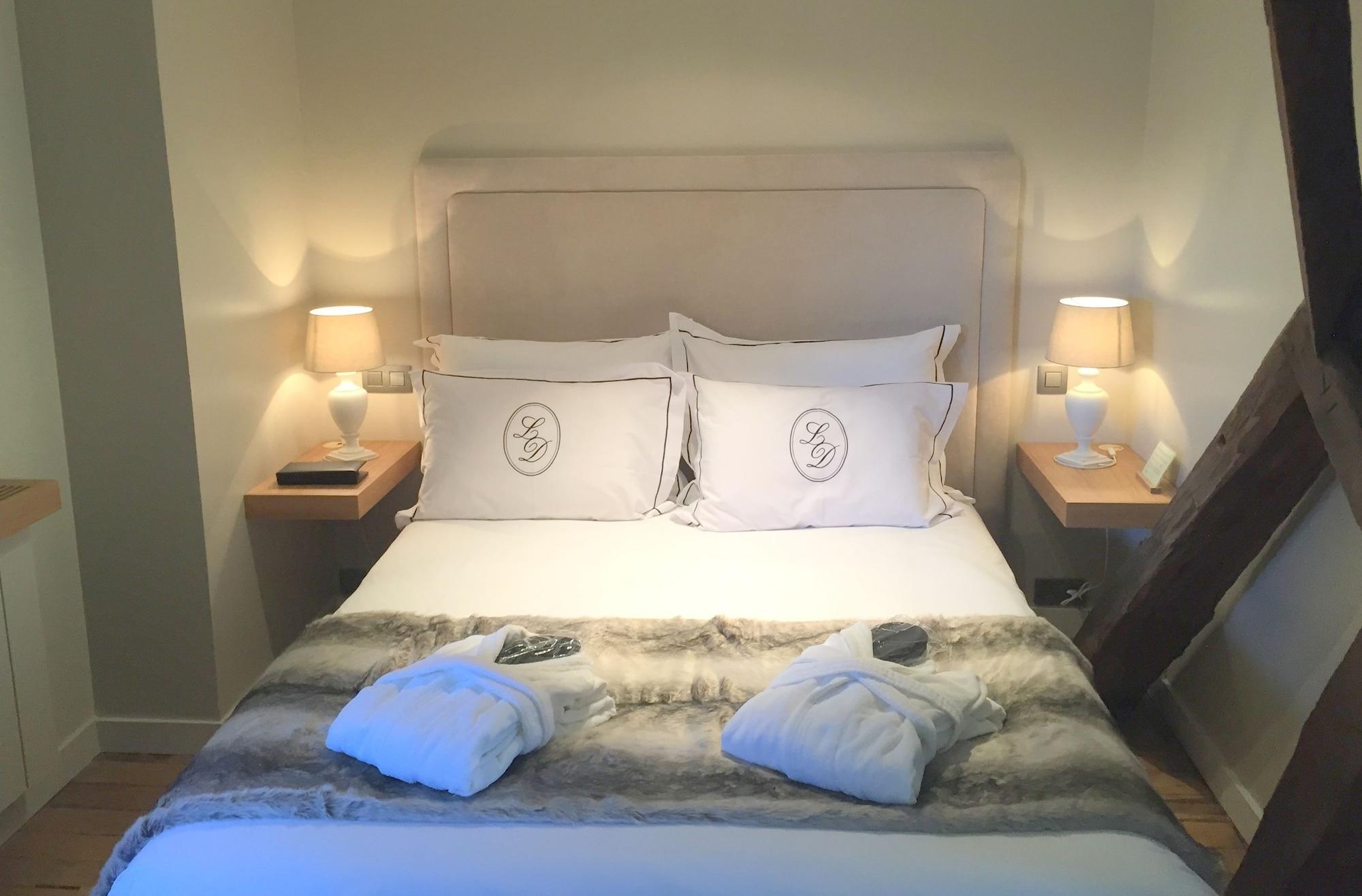Hotel Le Dixseptieme 4*
