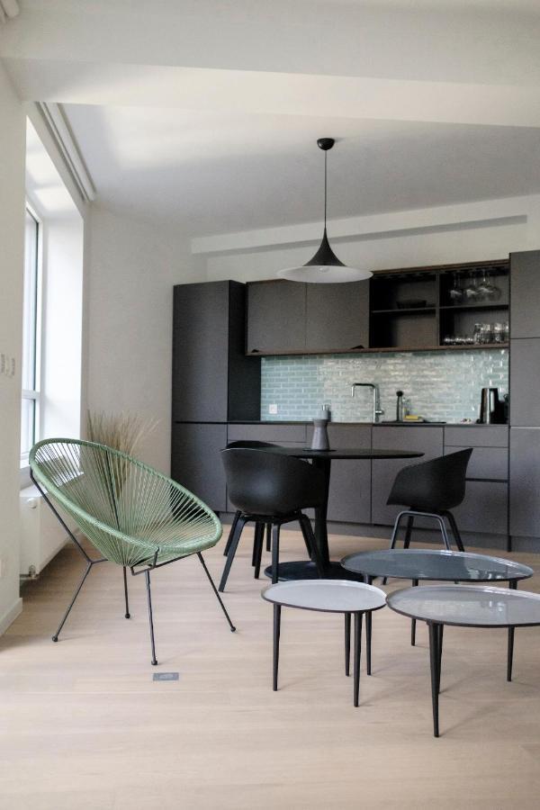 Lejlighed 1 Bedroom With Balcony Avenue Louise Bruxelles