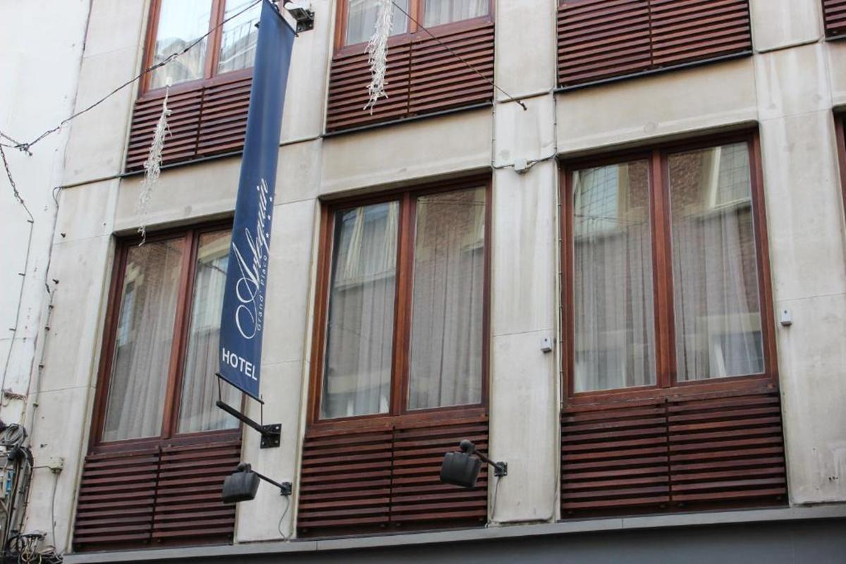 Floris Arlequin Grand-place Hotel 3*