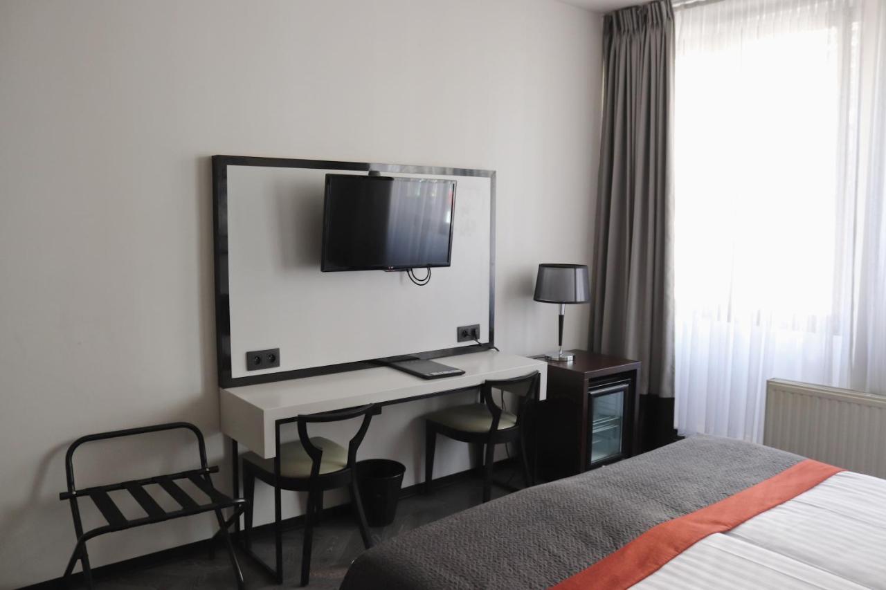 Floris Arlequin Grand-place 3* Bruxelles