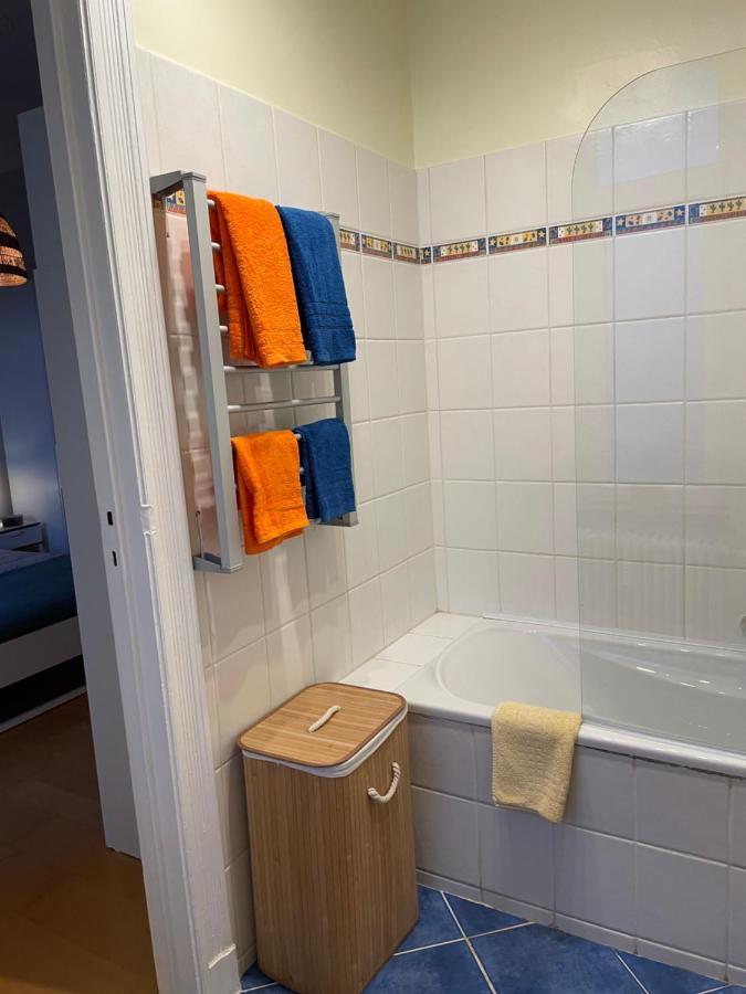 De Charme Dans Maison De Maitre Bruxelloise Appartement *