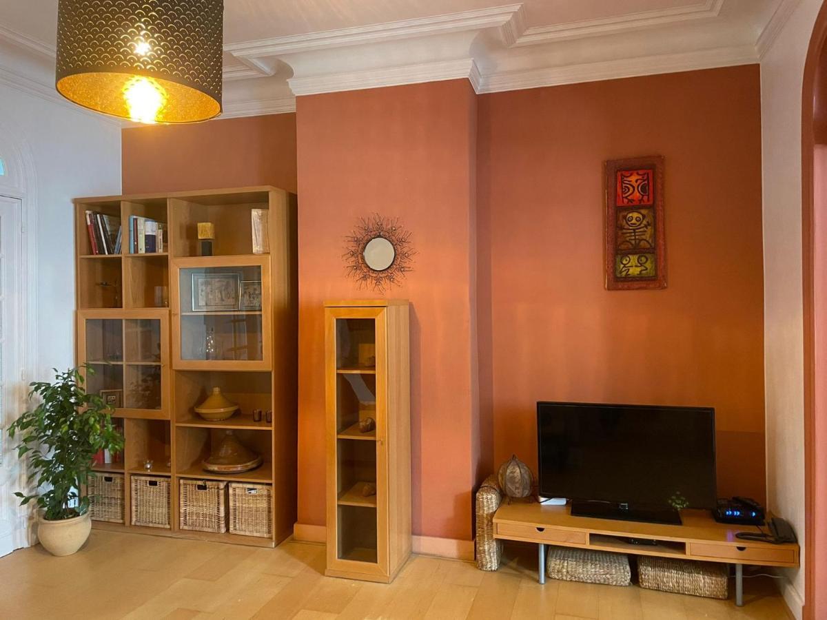Appartement De Charme Dans Maison De Maitre Bruxelloise