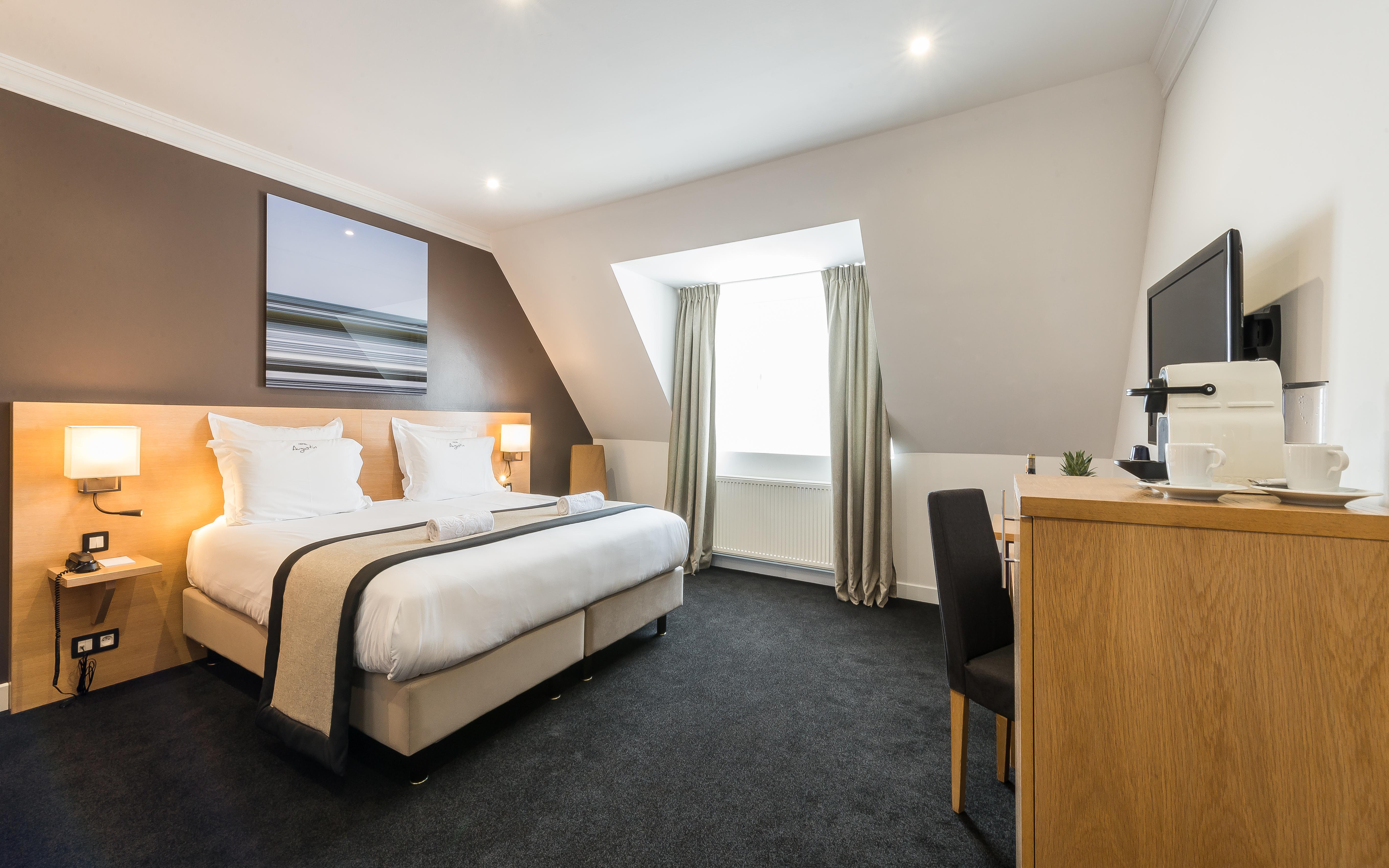 Floris Avenue Hotel