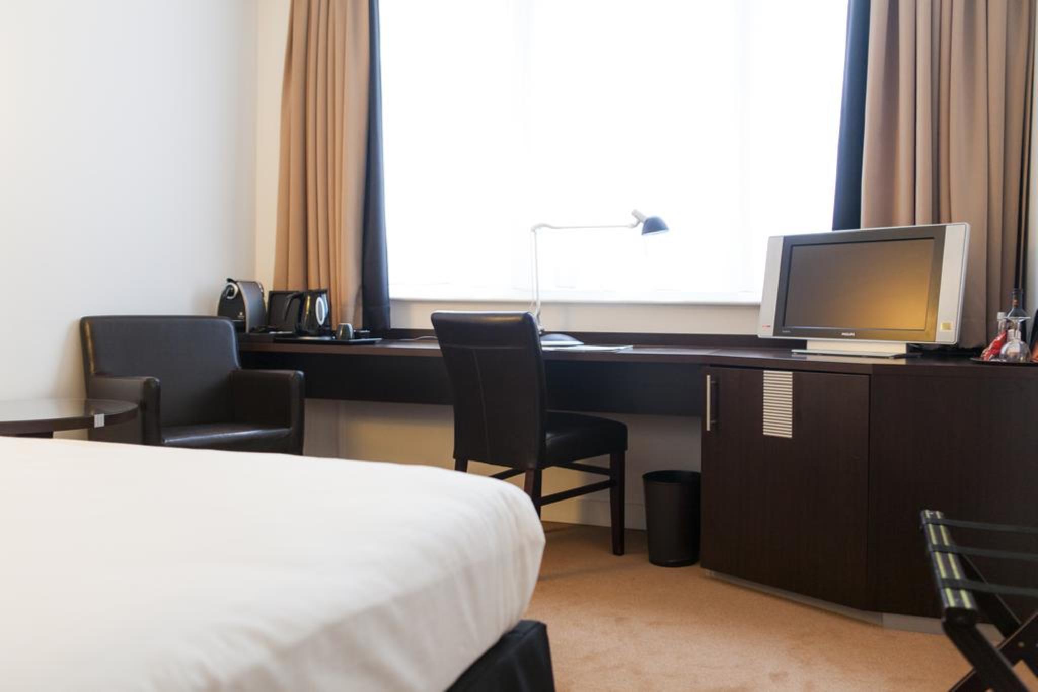 Progress Hotel 4*