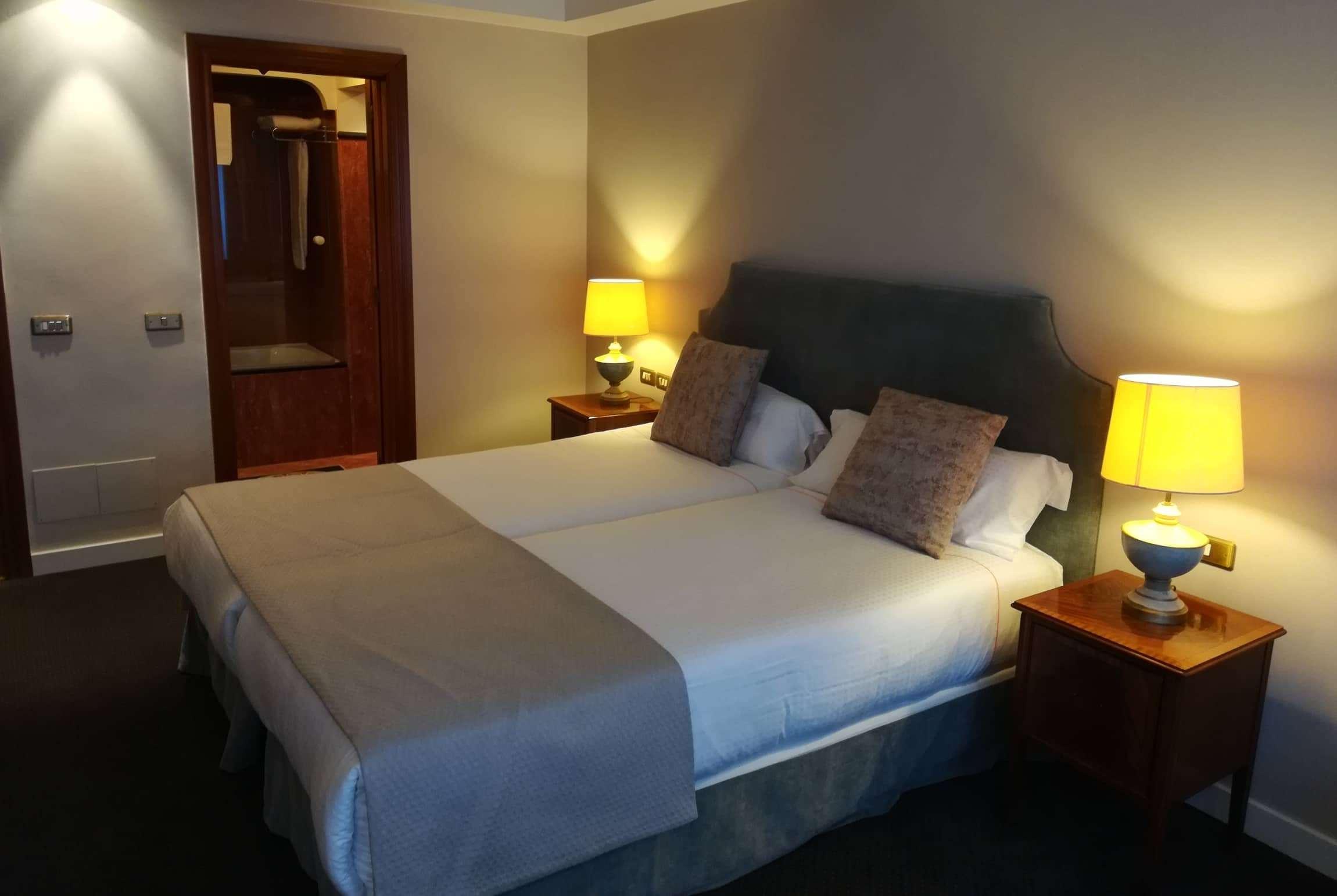 Hotel Avenue Louise Trademark Collection By Wyndham 4*