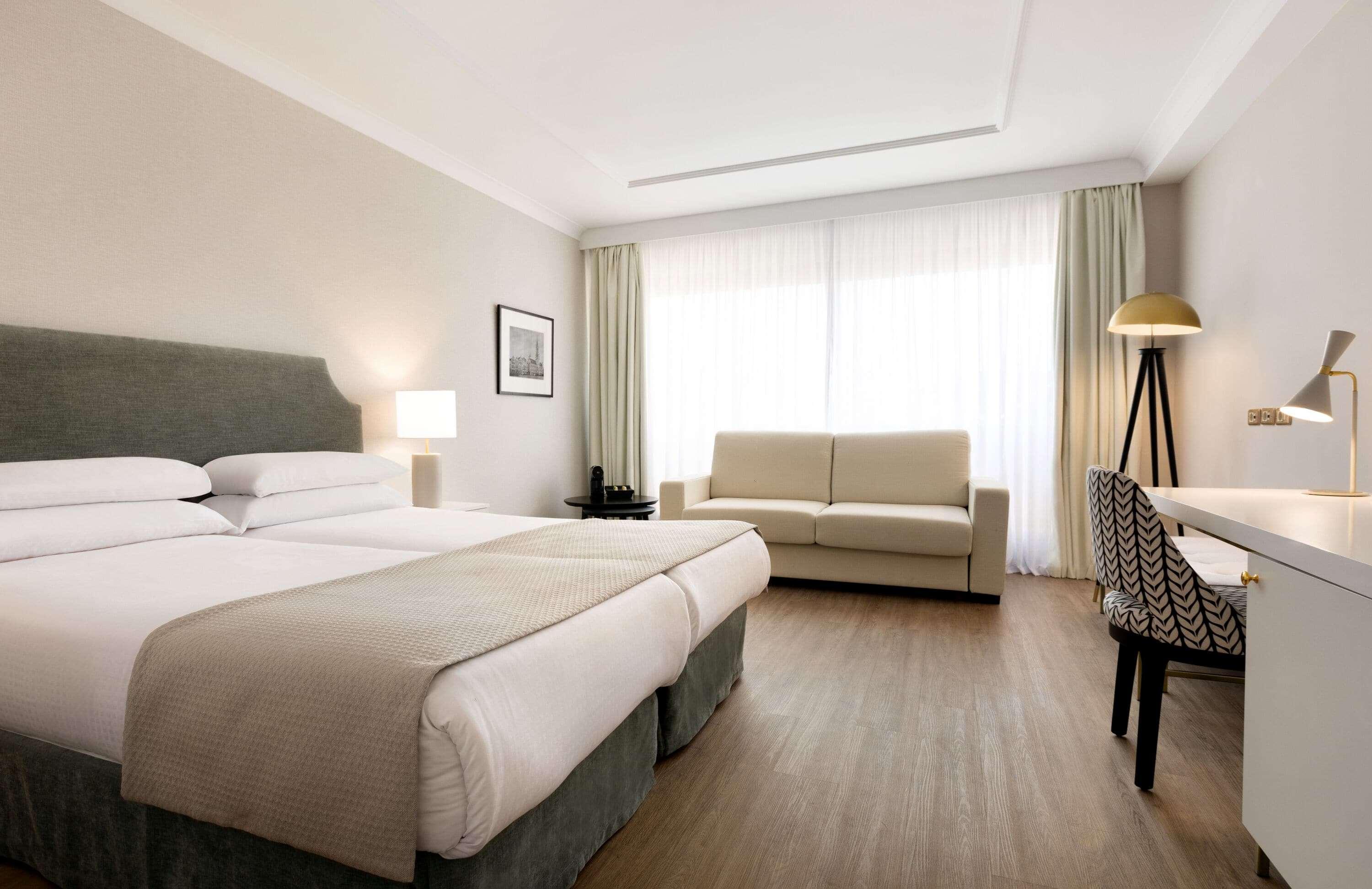 Hotel Avenue Louise Trademark Collection By Wyndham 4*