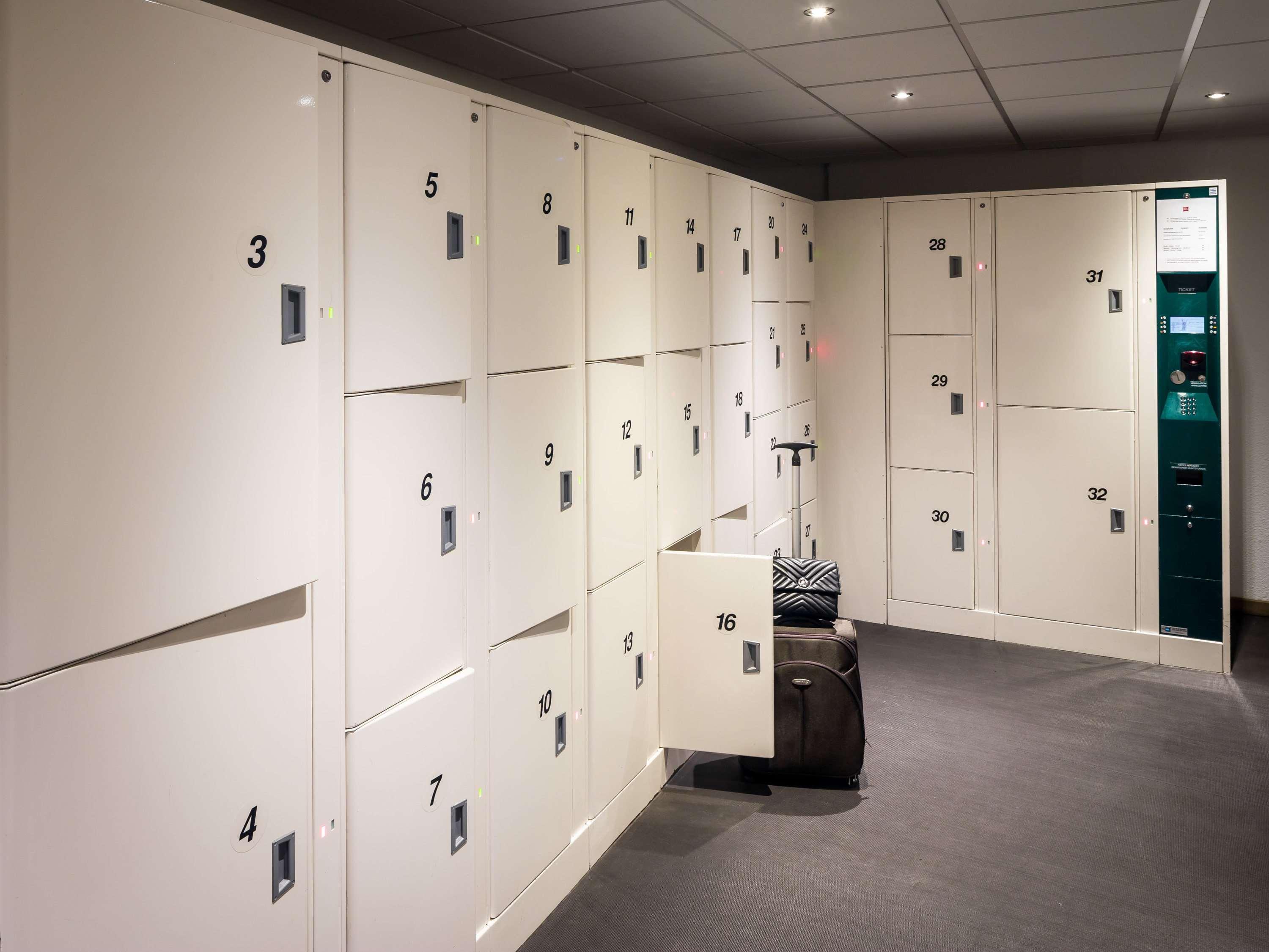 Hotel Ibis Centre Gare Du Midi Brussels