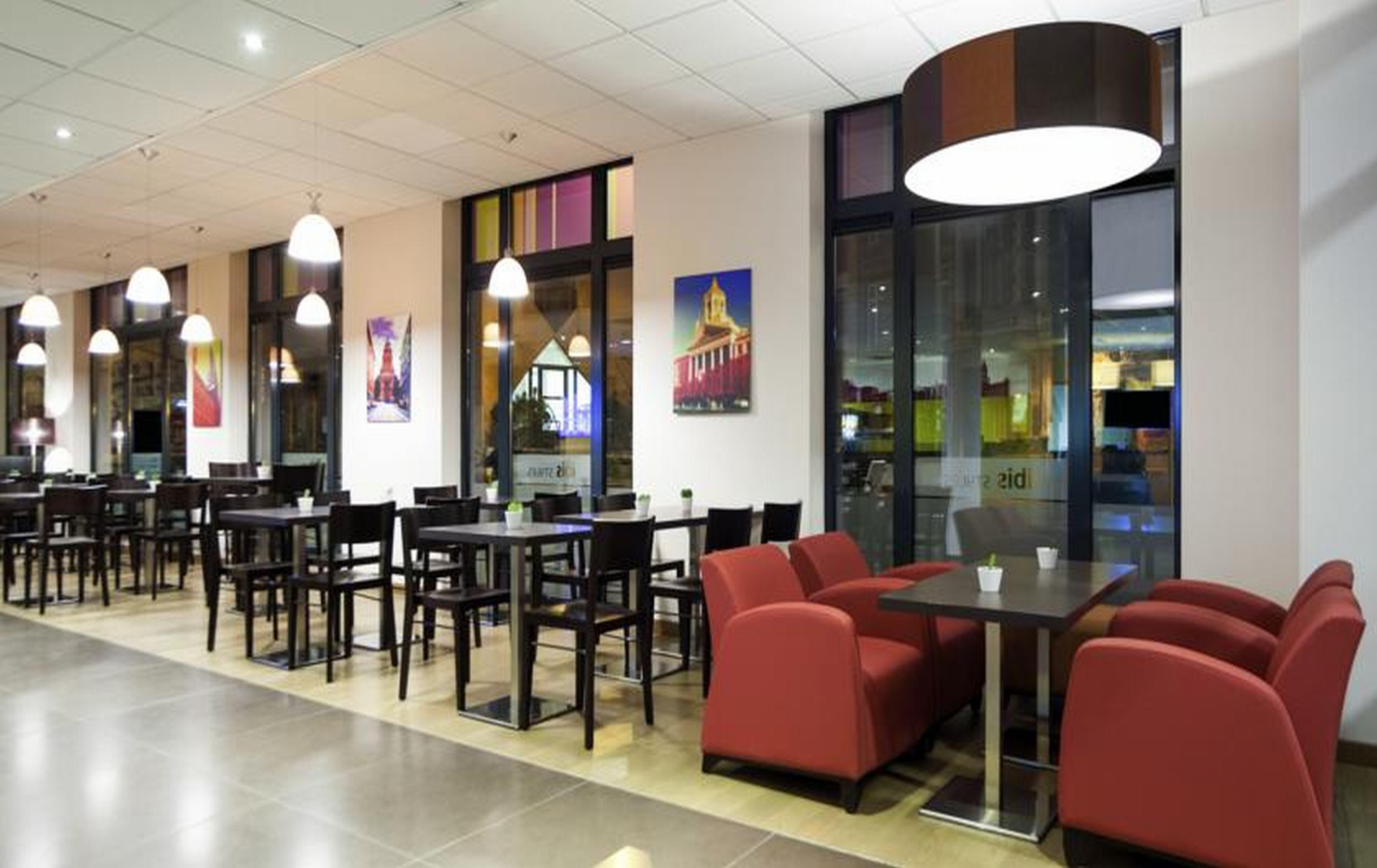 Ibis Styles Centre Stéphanie Hotel