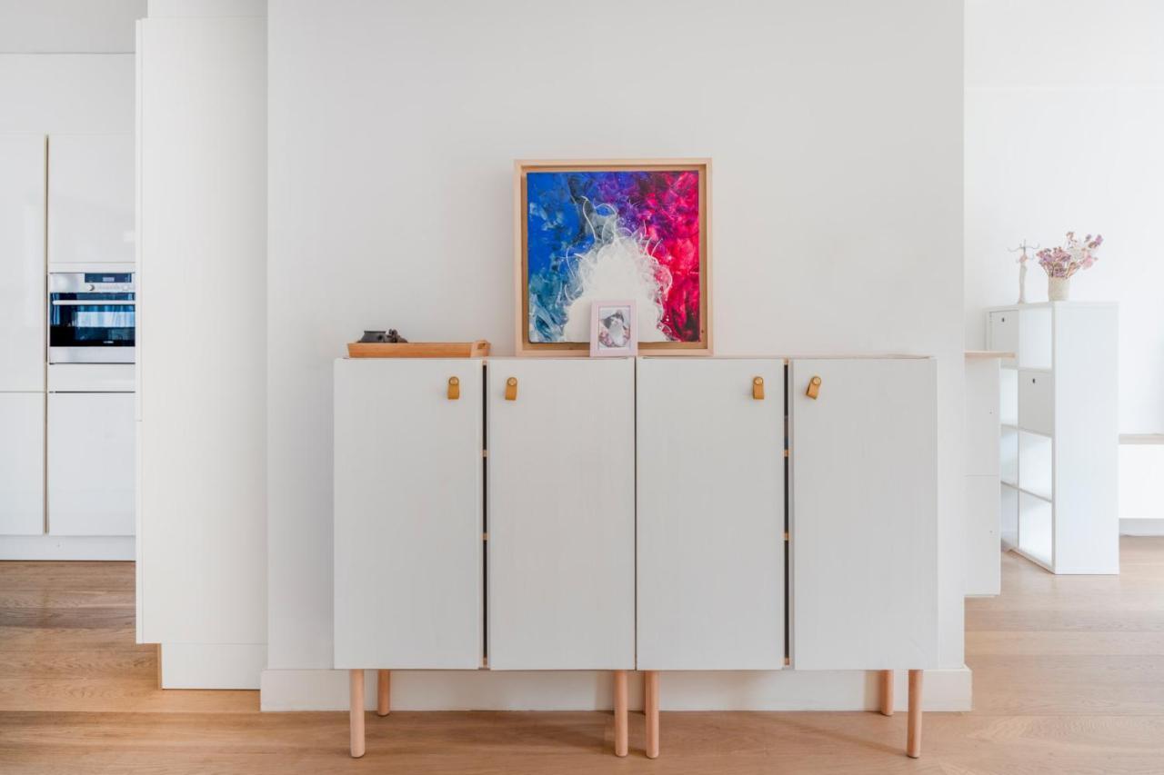 Defacqz Modern Apartment