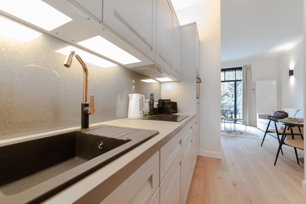 Apartment Sweet - Chatelain *